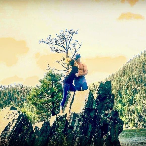 Meet your Posher, Danielle - Picture 1 of 1